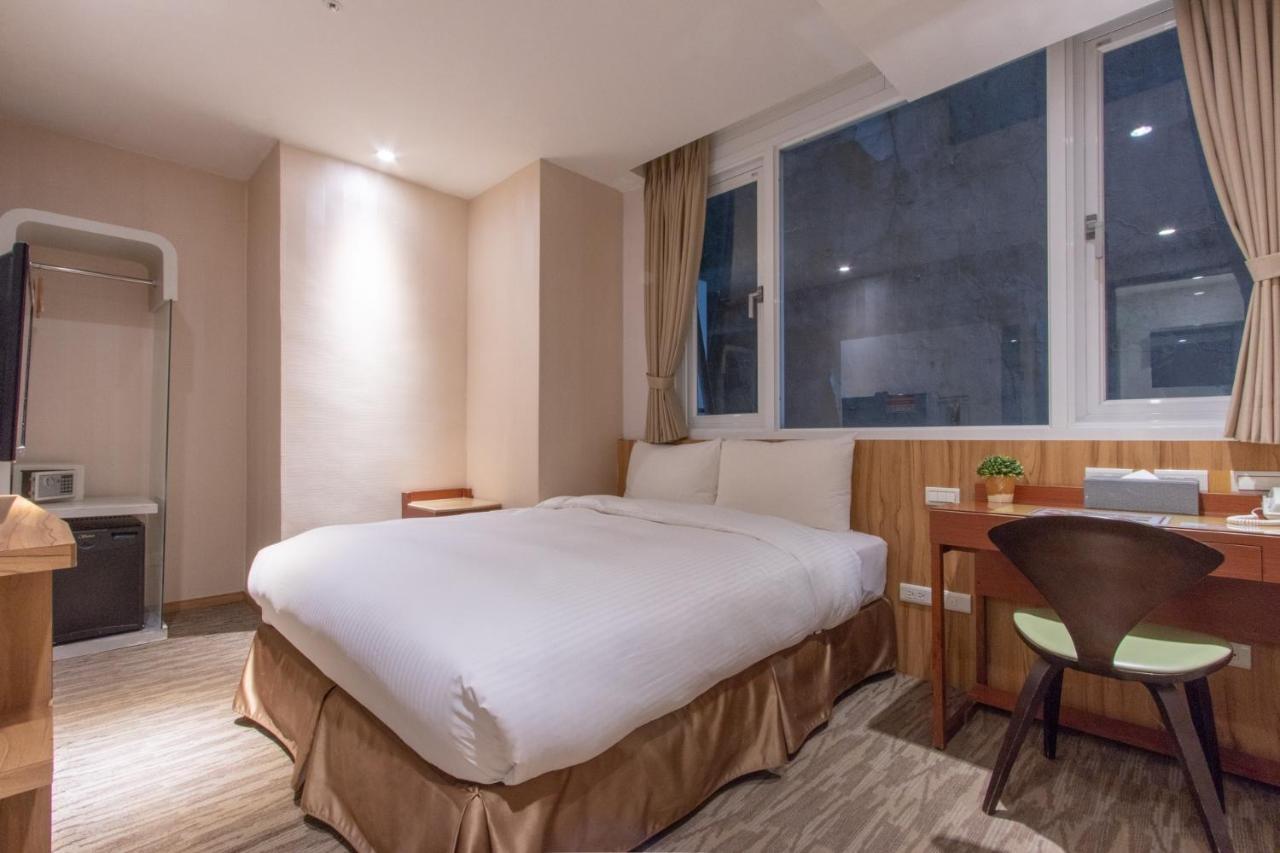 Muzik Hotel - Ximending Xining Branch Taipei Esterno foto