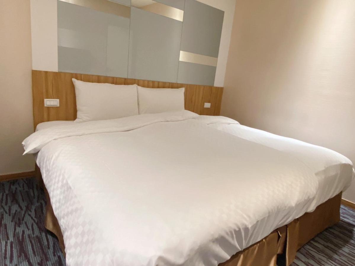 Muzik Hotel - Ximending Xining Branch Taipei Esterno foto